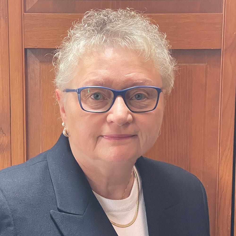 Karen Mulberry Headshot