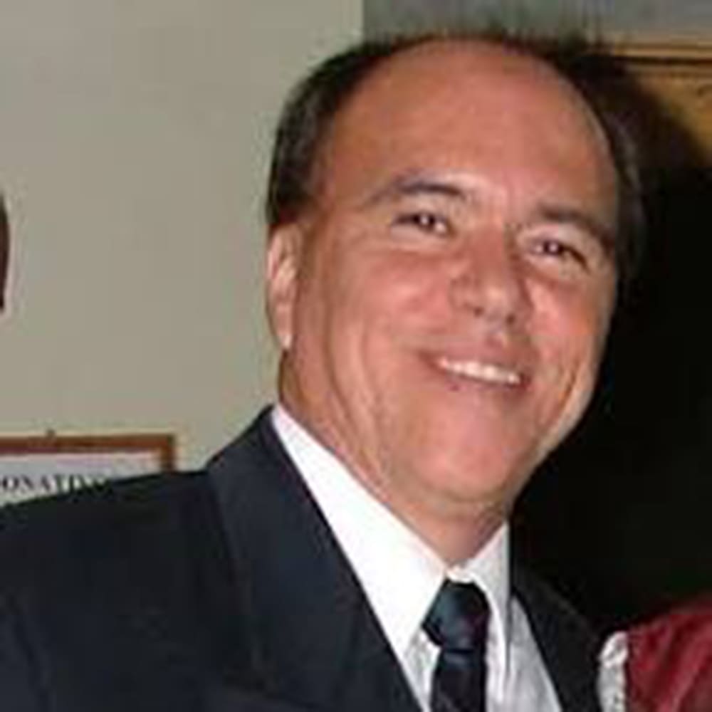 Amado Espinosa Headshot