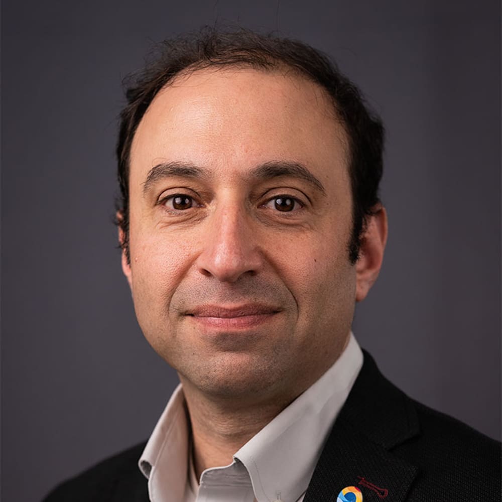 Eric Siegal Headshot